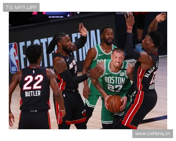 德拉季奇突破拉开防守空间提升球队关键时刻组织效率